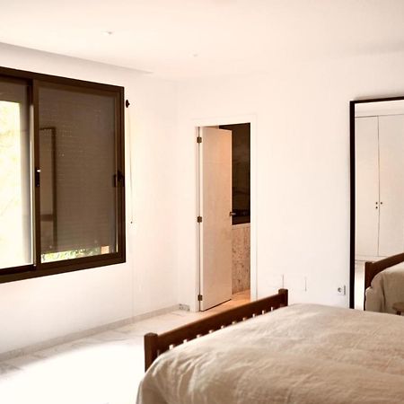 Bright Apartment In The Hills Of Elviria Málaga Eksteriør bilde