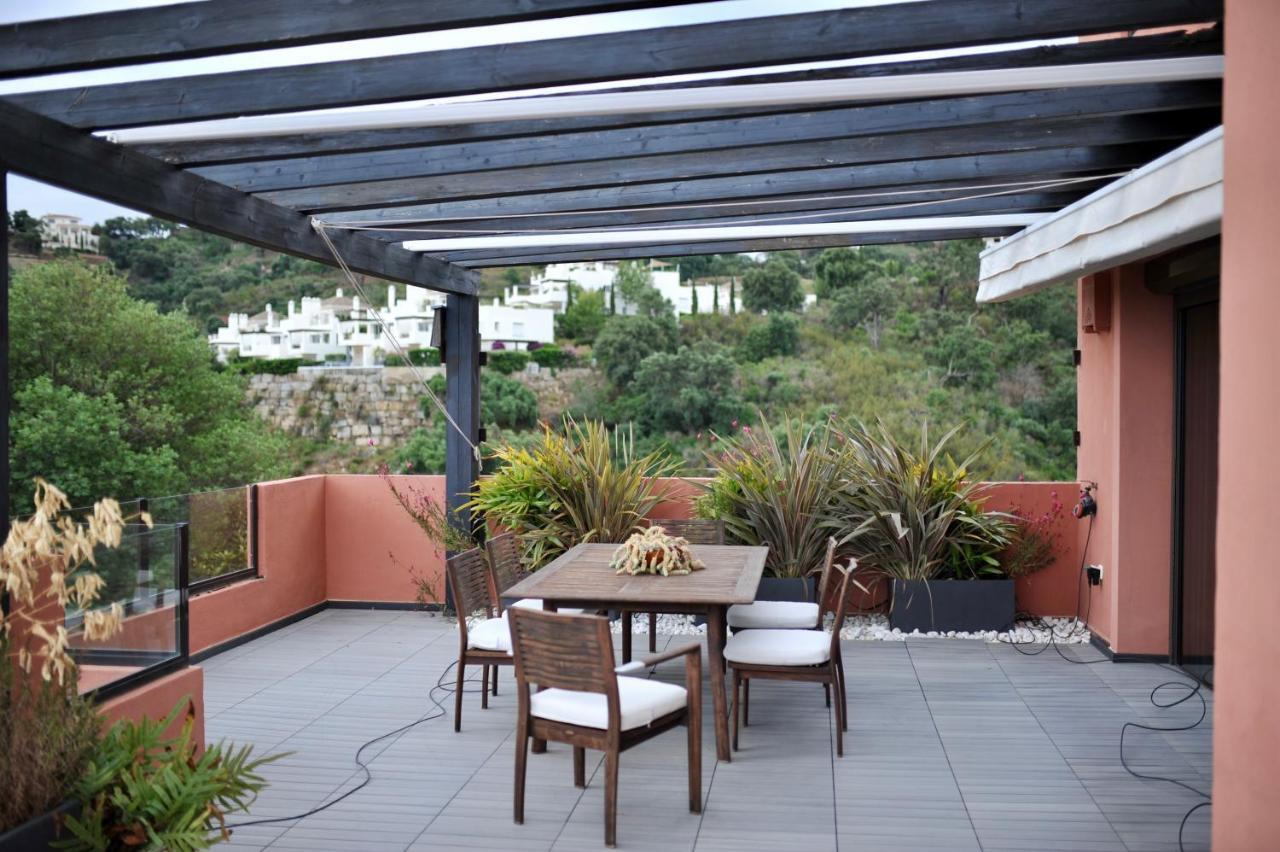 Bright Apartment In The Hills Of Elviria Málaga Eksteriør bilde